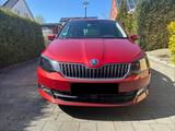 Skoda Fabia Kombi 1.2l TSI DSG 81kW Edition TÜV NEU!