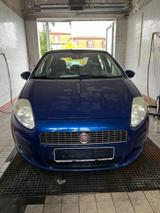 Fiat Grande Punto 1.4 // TÜV NEU // 8fach bereift