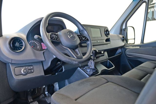 Fahrzeugabbildung Mercedes-Benz Sprinter 315 CDI Maxi Klima MBUX Kamera #73T139