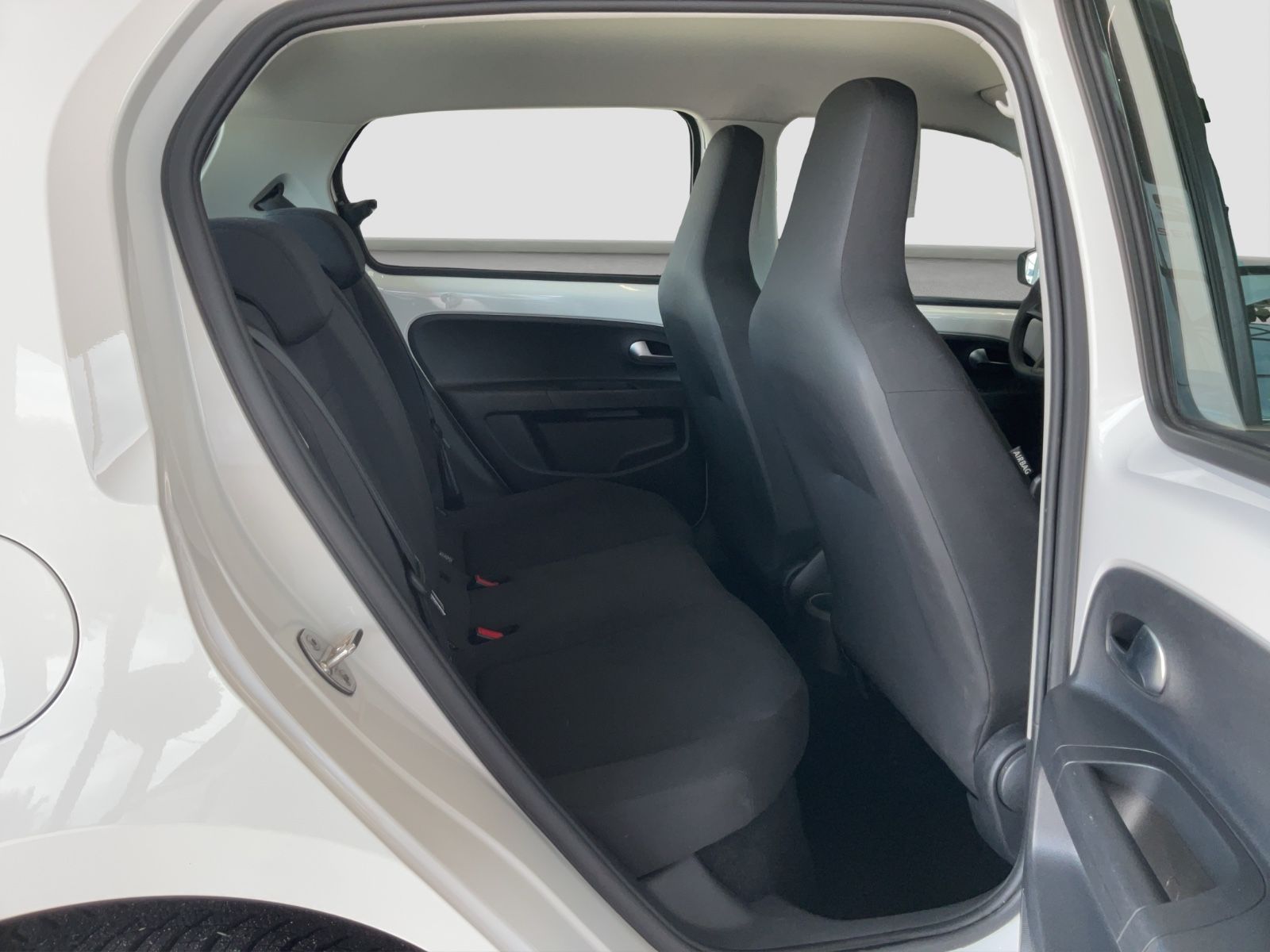 Fahrzeugabbildung Volkswagen up! 5 Türer + Klima, PDC, Sitzheizung