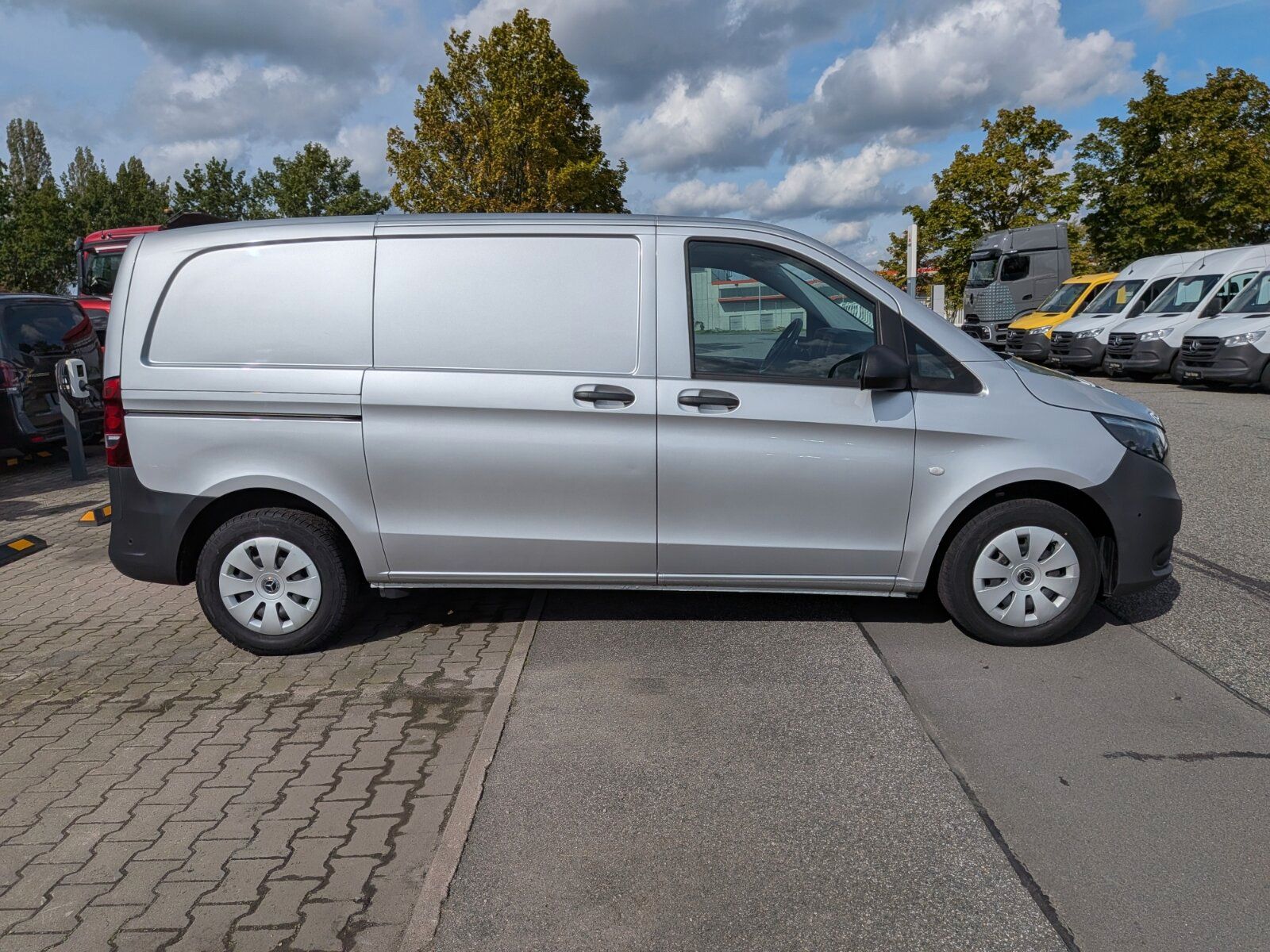 Mercedes-Benz Vito 114 Vito 114 KA/K 2x Schiebtür/Navi/Sortimo imagem 3