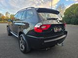 BMW X3 3.0i Leder Xenon Panorama - BMW X3 aus 2005: 0i