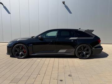 2025 AUDI RS6 photo 4