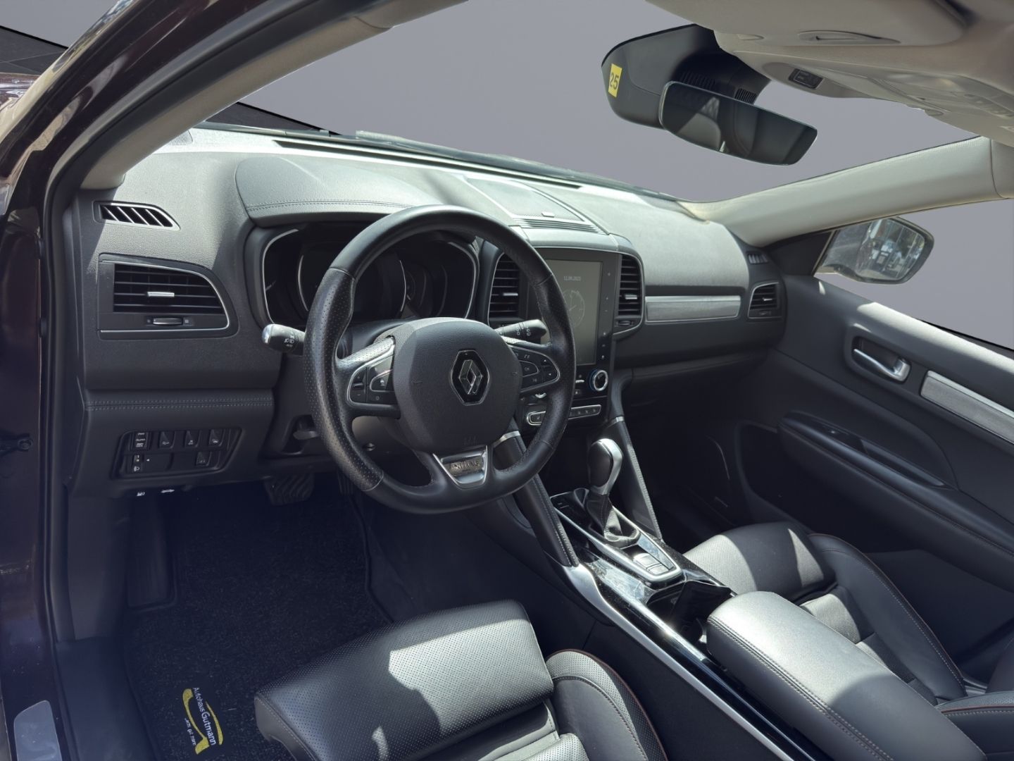 Fahrzeugabbildung Renault Koleos Initiale Paris 4x4 2.0 BLUE dCi 185 FAP E