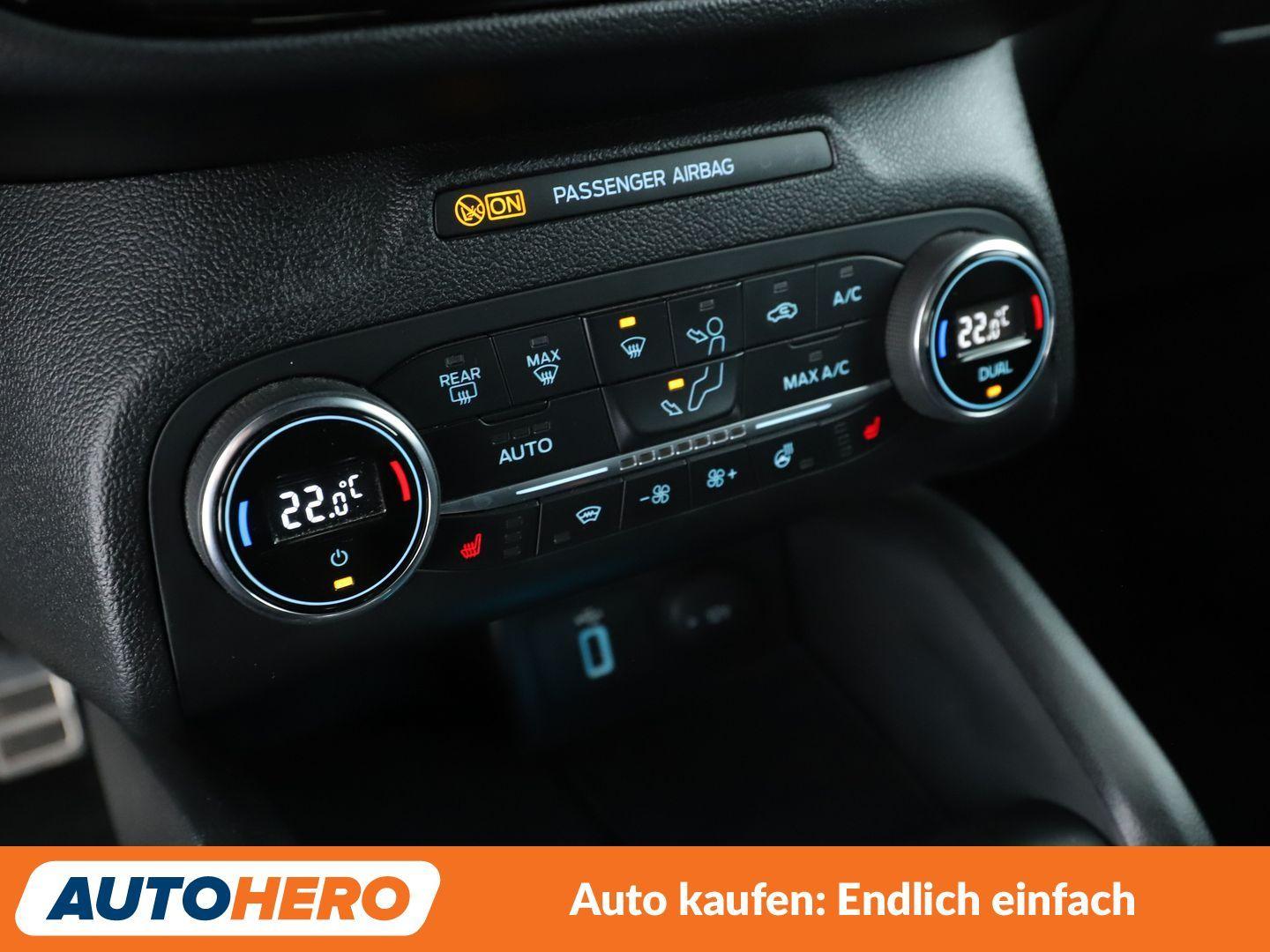 Ford Focus 1.5 EcoBoost ST-Line Aut.*NAVI*LED*ACC*