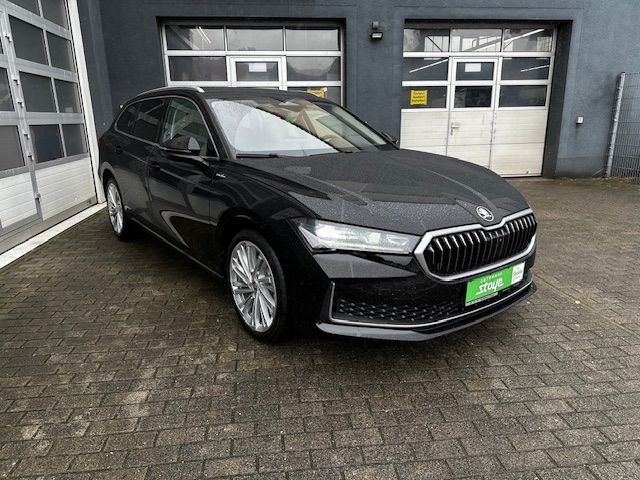 Superb Combi L&K 2.0 TSI 4x4 DSG AHK;MATRIX;NAV