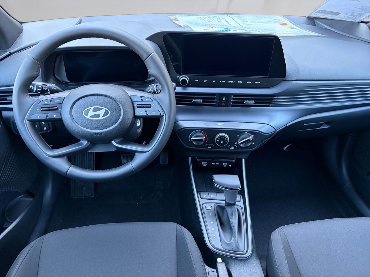 Fahrzeugabbildung Hyundai i20 BLACKLINE *KLIMAA*CARPLAY*SHZ*LHZ*NAVI*