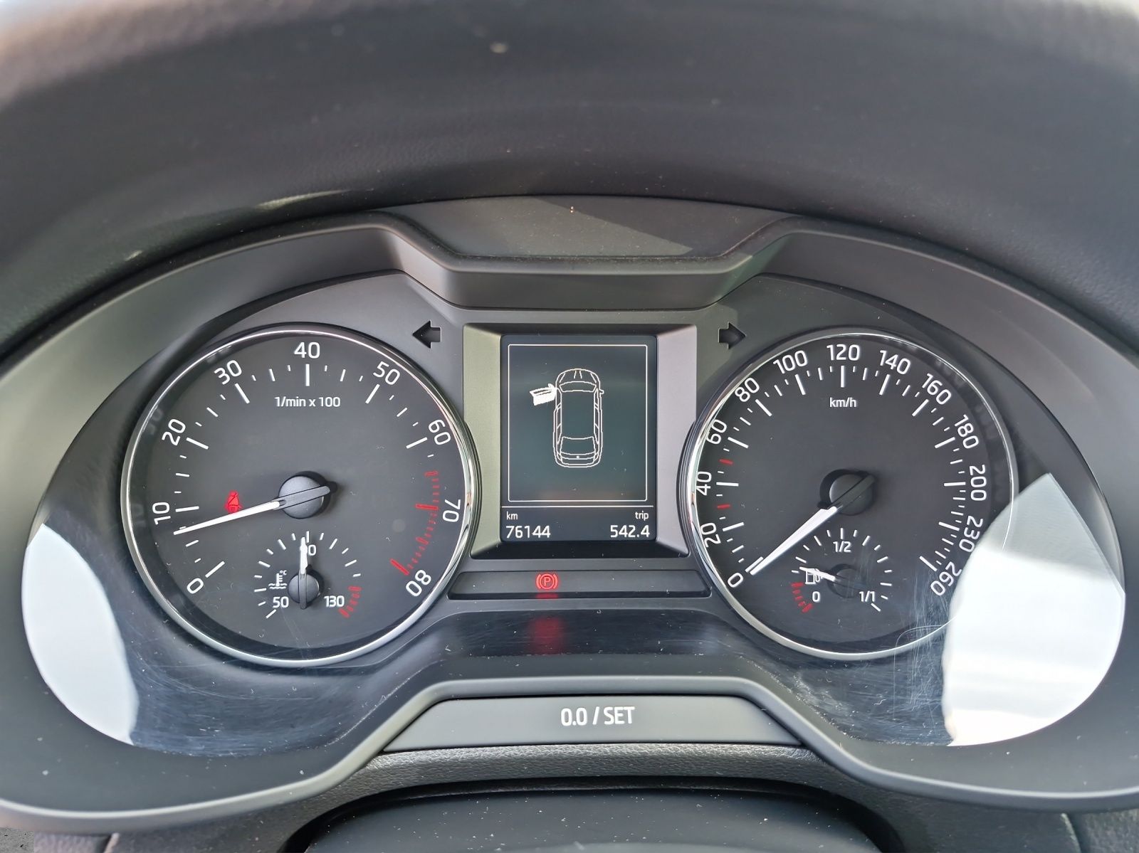 Fahrzeugabbildung SKODA Octavia Combi TSI Ambition Navi Klima GRA PDC