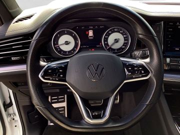 Volkswagen Touareg - 9