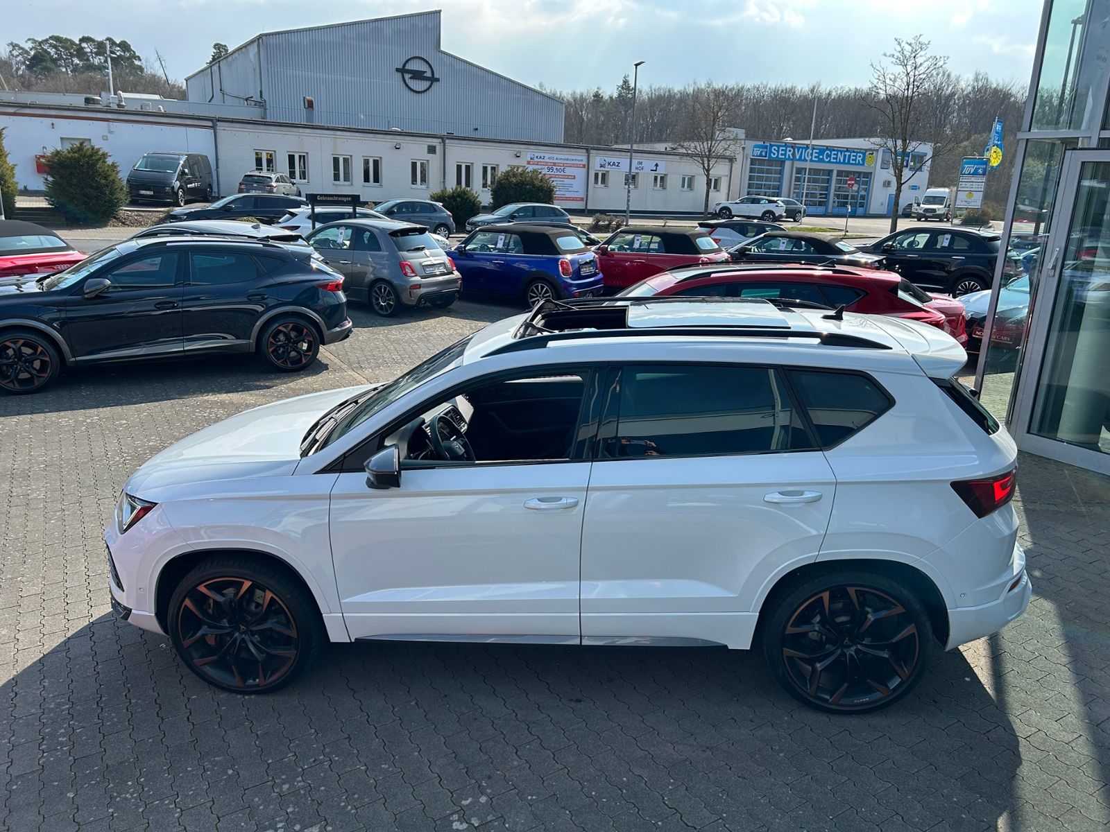 Fahrzeugabbildung CUPRA Ateca Edition VZ 4Drive AHK PANO BEATS LEDER 20"