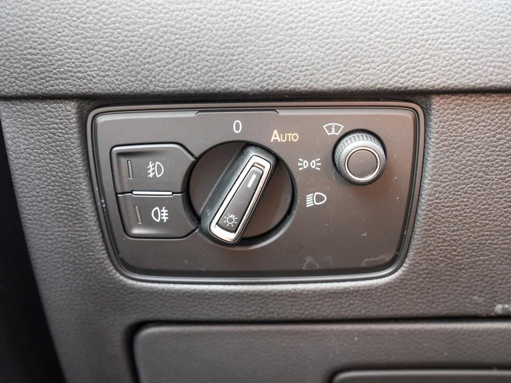 Volkswagen Passat TDI DSG Business /MatrixLED/AHK, миниатюра 20