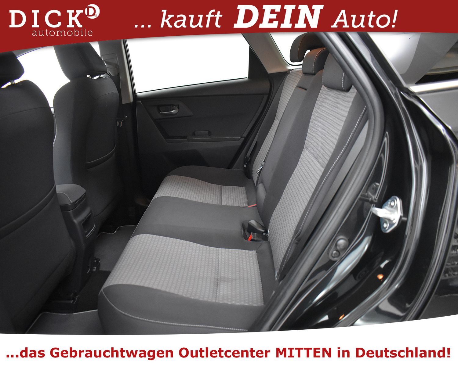 Fahrzeugabbildung Toyota Auris Tour Sports 1.8 Aut Hybrid Team D NAVI+KAM