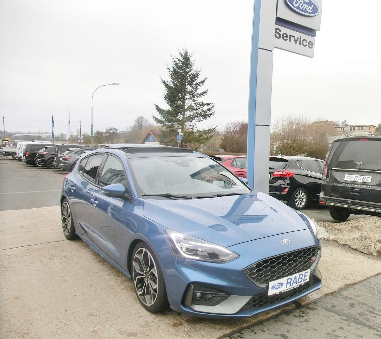 Ford Focus ST Styling-Paket Auto/LED/Navi/19"/2Hd