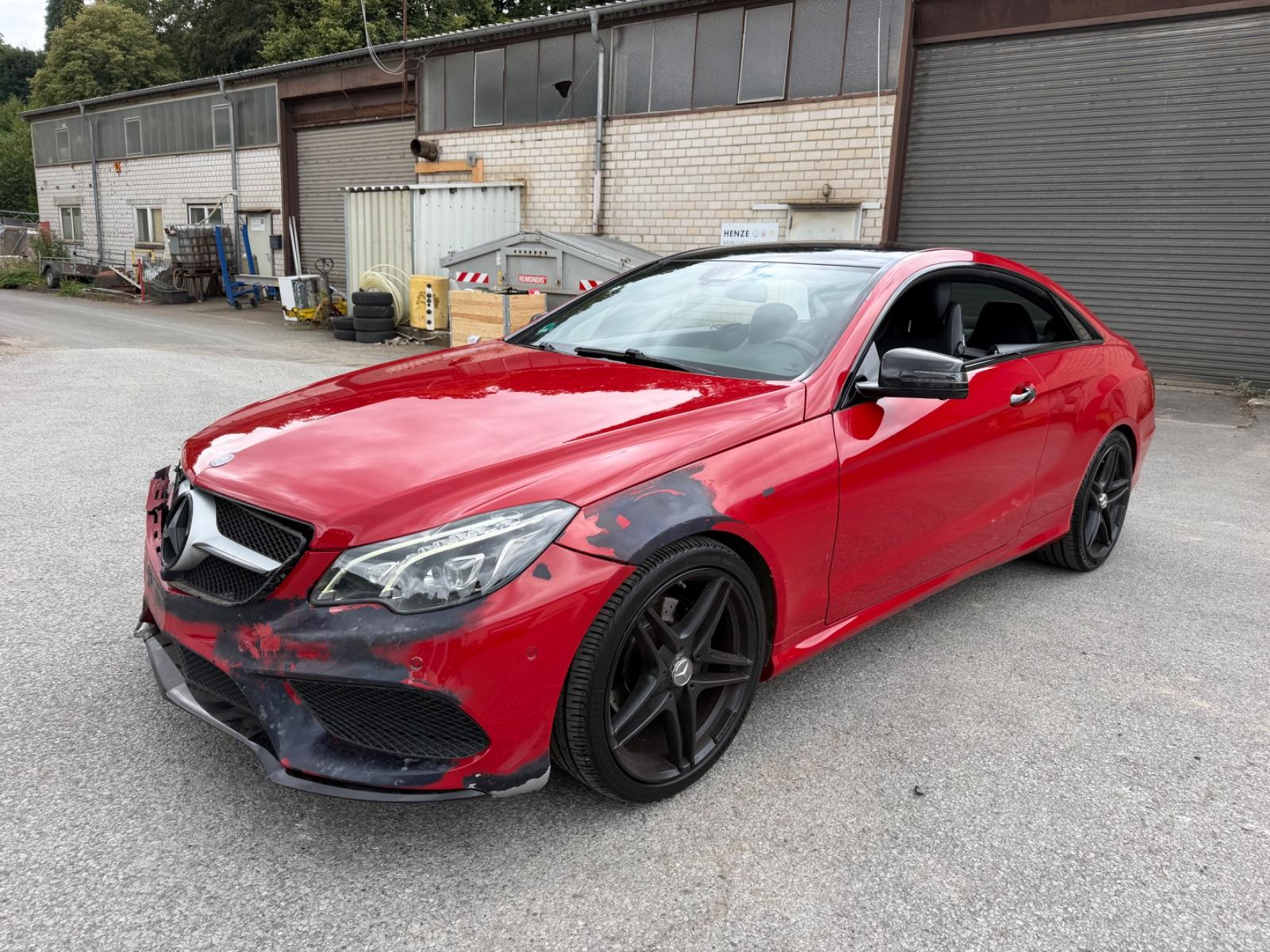 Mercedes-Benz E 250 Coupe *AMG-LINE*KEYLESS*360°KAMERA*LED*