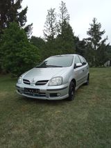 Nissan Almera - Nissan Almera Tino aus 2005