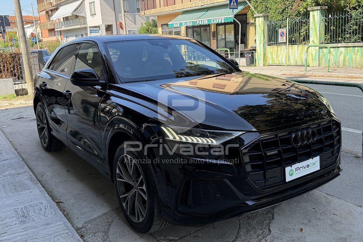 Audi AUDI Q8 50 TDI 286 CV quattro tiptronic Sport imagem 3