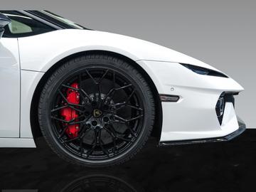 صورة 8 لـ 2025 Lamborghini TEMERARIO