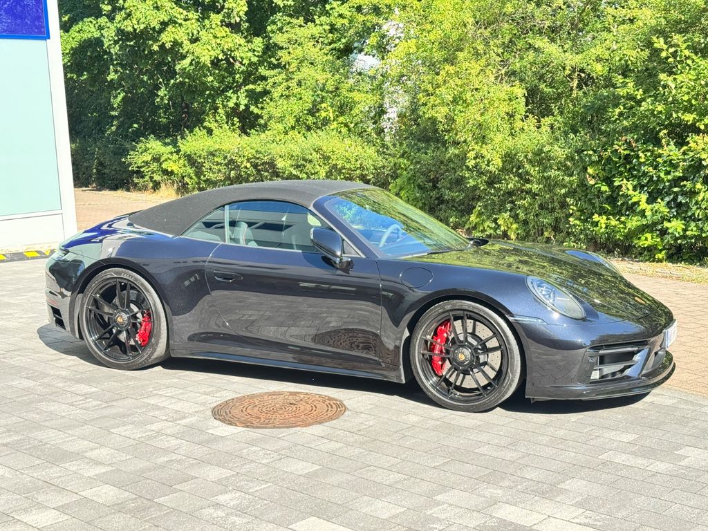 Image of Porsche 992