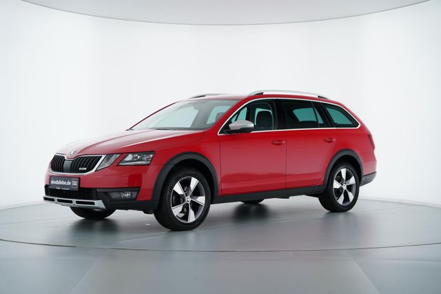 Skoda OCTAVIA COMBI SCOUT 2.0TDI DSG 4X4 CANTON+NAVI