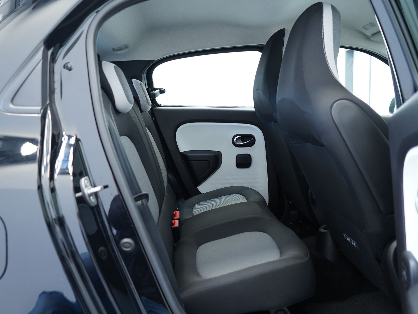 Fahrzeugabbildung Renault Twingo Zen Electric KLIMA-AUTOM/SHZ/SOH