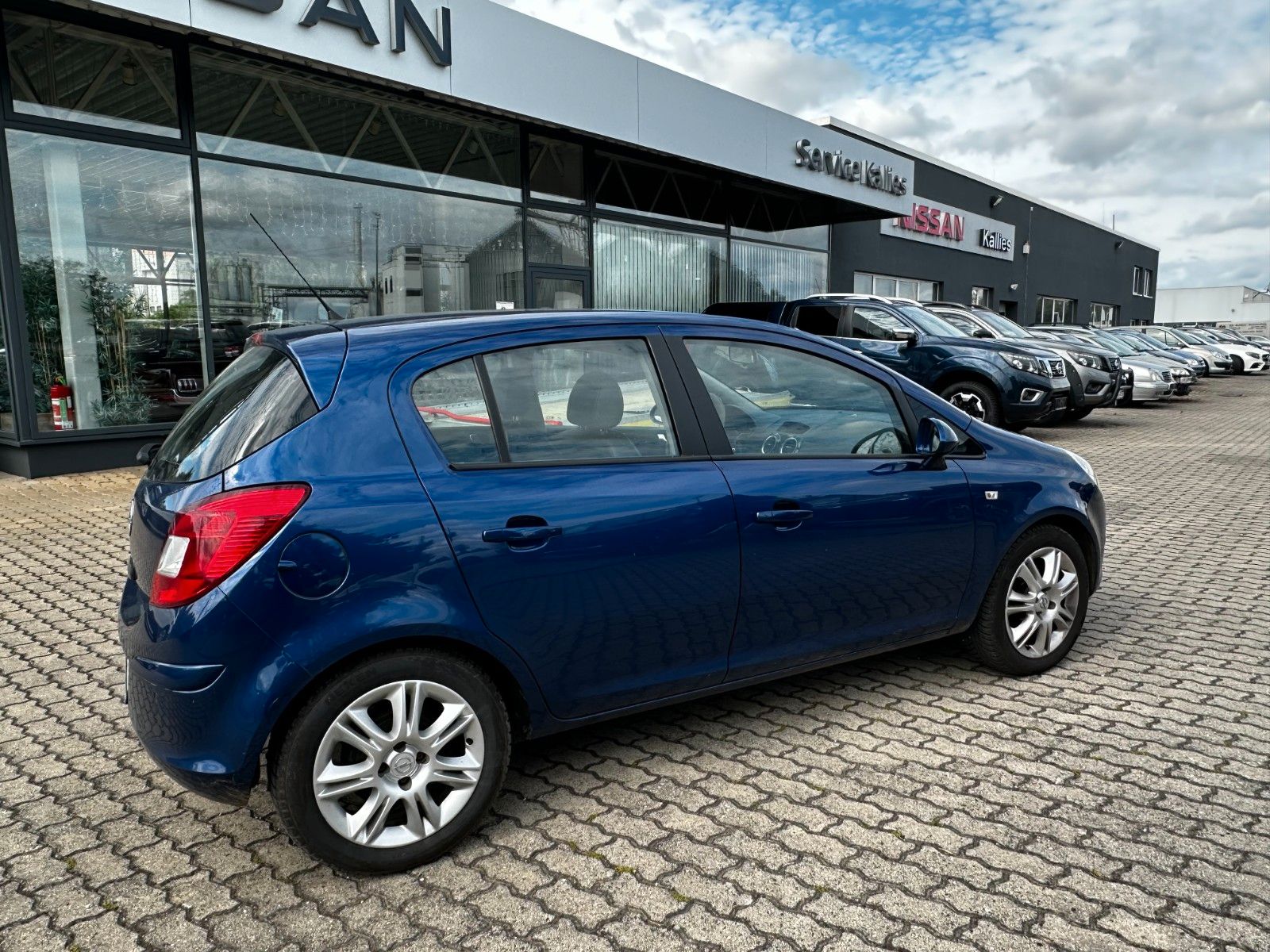 Fahrzeugabbildung Opel Corsa D Innovation Autom. / Klima / Alu