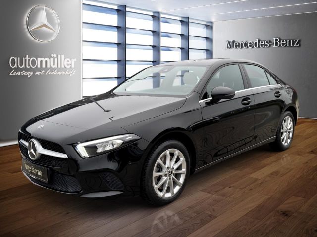 Mercedes-Benz A 250 e STYLE+LED+DAB+AMBIENTE+MBUX++