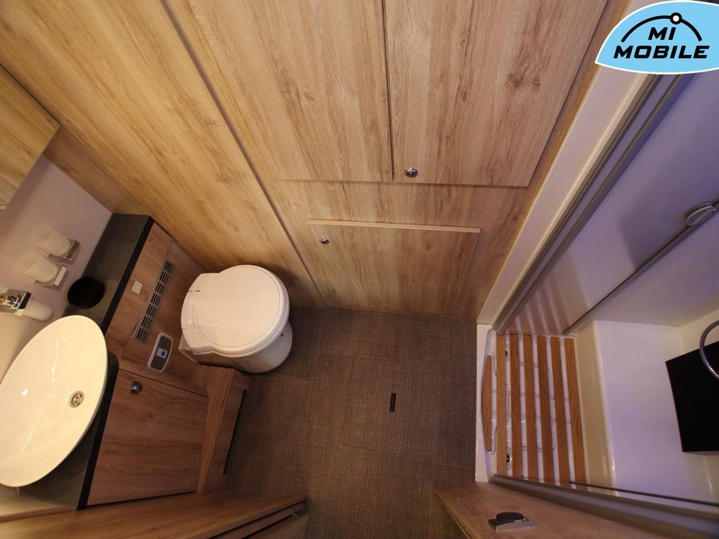 Fahrzeugabbildung Eura Mobil Integra Line 695 LF *Black Friday Deal*