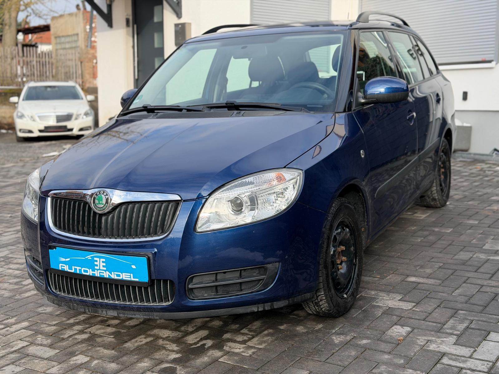 Skoda Fabia Combi Ambiente,1,4 Benzin,Klima,SHZ,Ahk