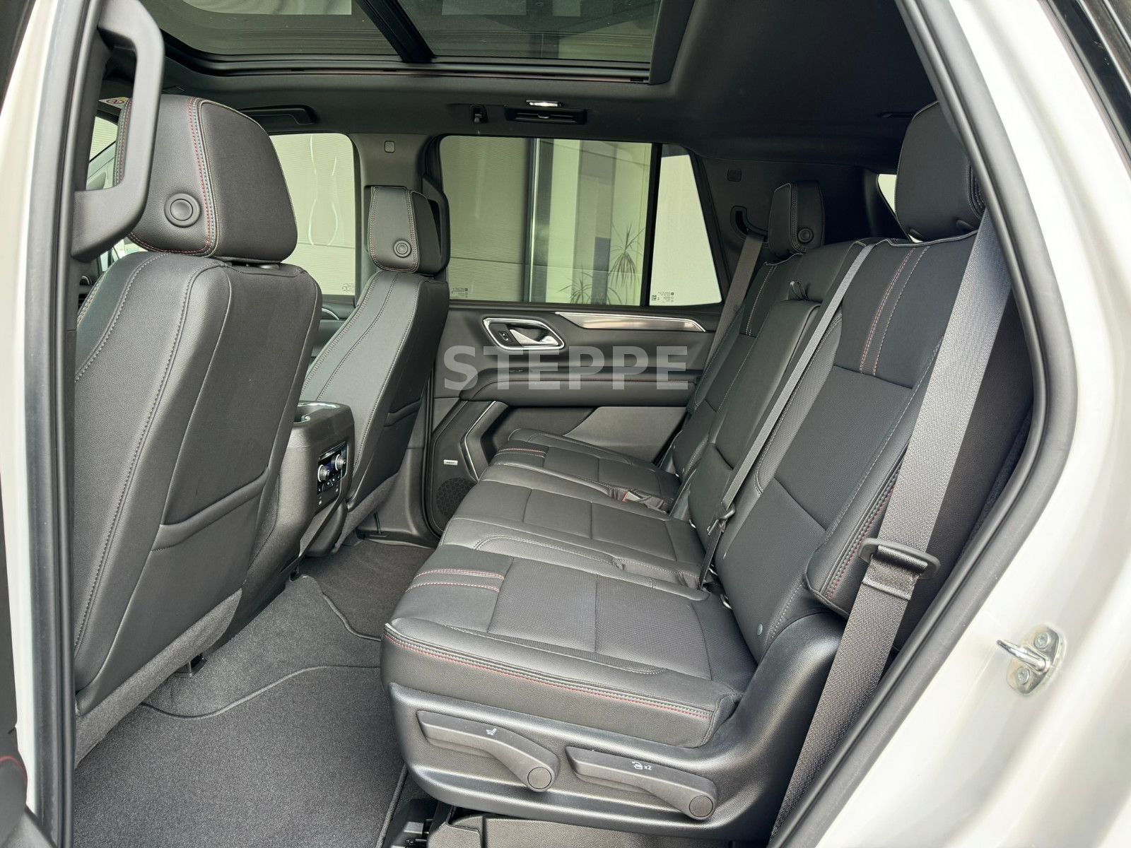 Chevrolet Tahoe 5,3 V8 AWD RST AHK  22Alu