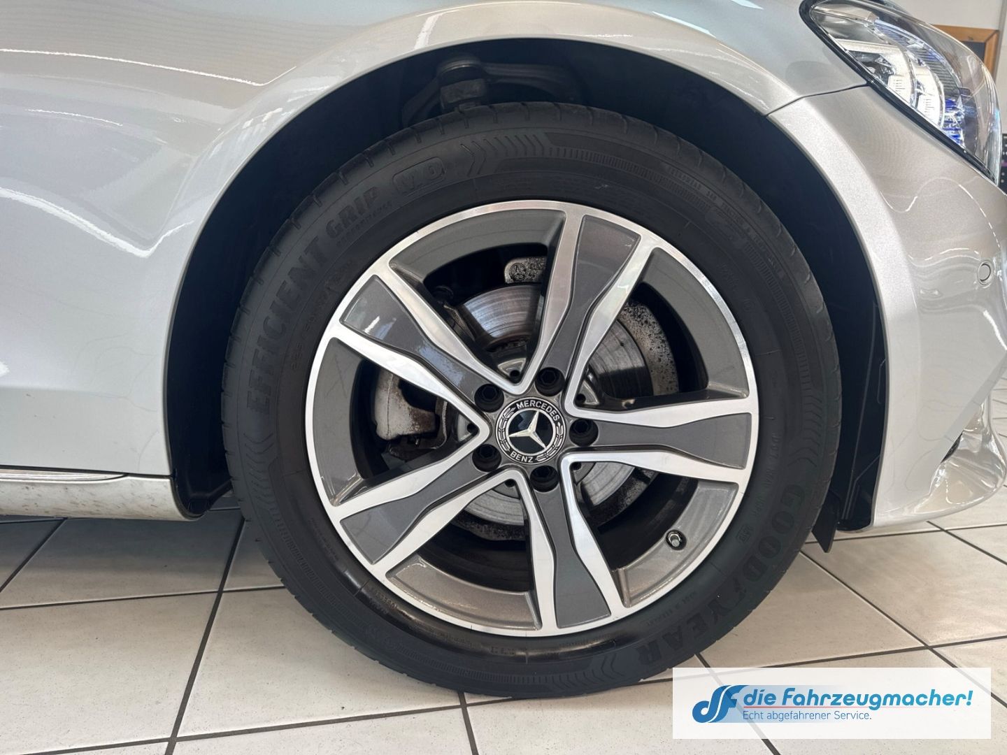 Fahrzeugabbildung Mercedes-Benz C 180 T AVANTGARDE LED Kurven Ambiente El. Heck
