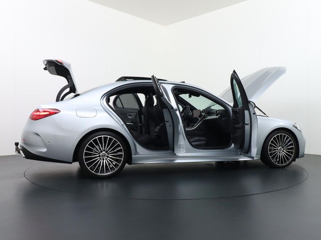 Mercedes-Benz C 200 AMG Launch Edition | Panorama - Schiebedac