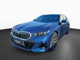 BMW 550e xDrive Touring M Sport Pano,AHK,H/K,AktivL - blaue BMW 550