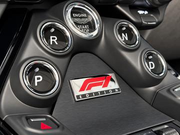 2022 Aston Martin V8 VANTAGE 缩略图 15