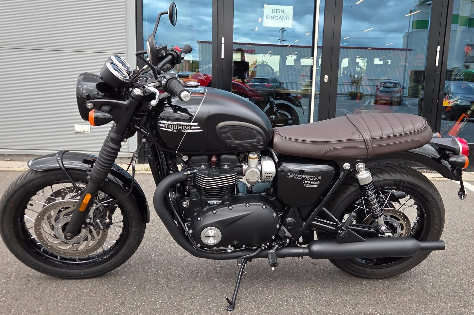 Triumph Bonneville T 120 Black