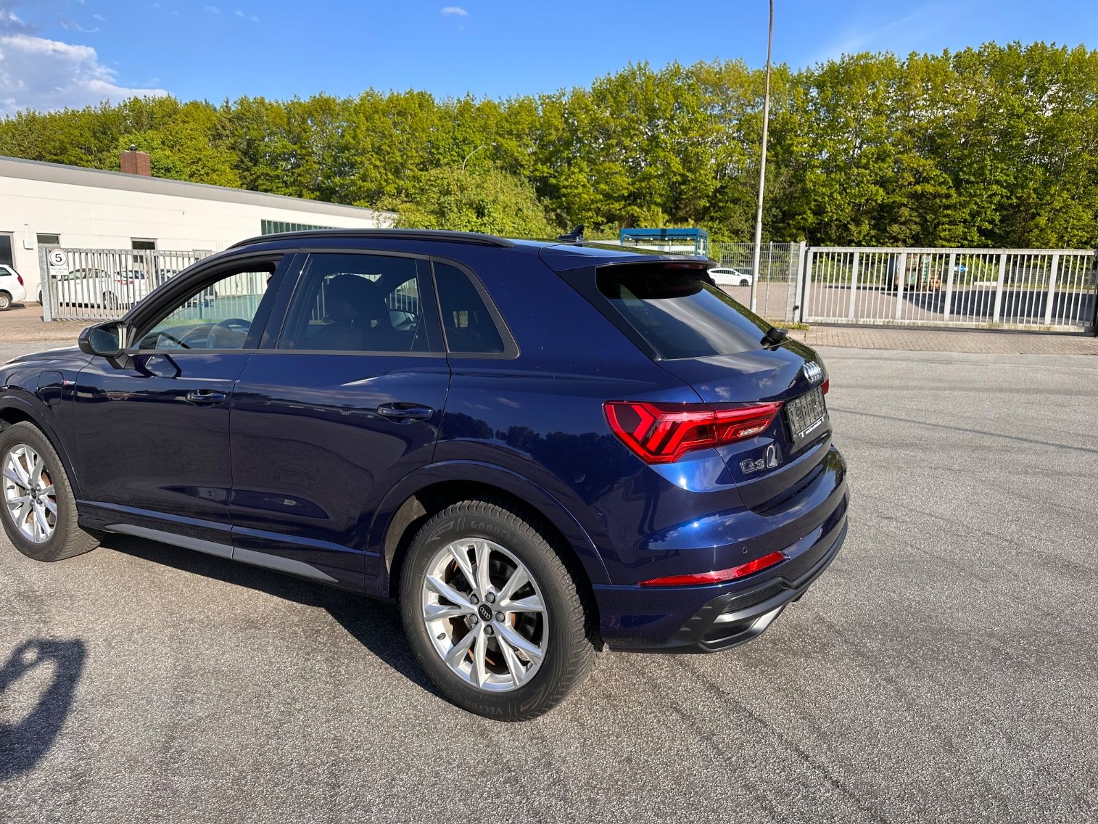 Audi Q3 45 TFSI e S line  S-Tronic 1.Hand  TopView foto 7
