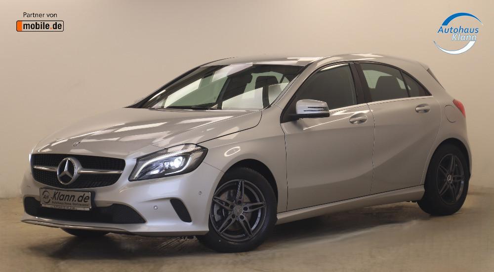 Mercedes-Benz A 180 122PS Automatik Style Navi PDC SHZ LED