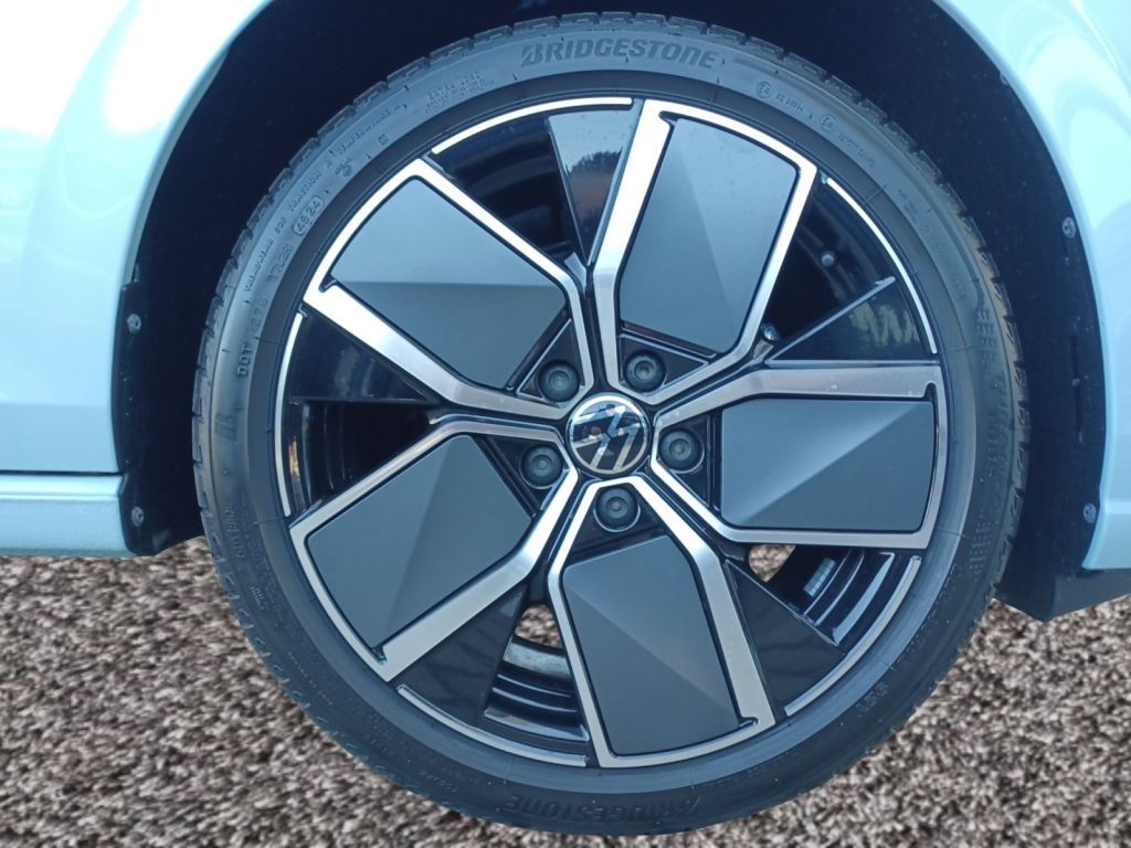 Fahrzeugabbildung Volkswagen Golf 1.5 TSI OPF Style, Shzg, LED Plus, Climatro