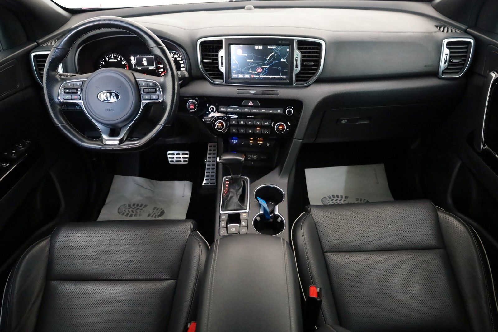 Fahrzeugabbildung Kia Sportage GT-Line 4WD,Leder,Navi,4xSH,Panorama+WR