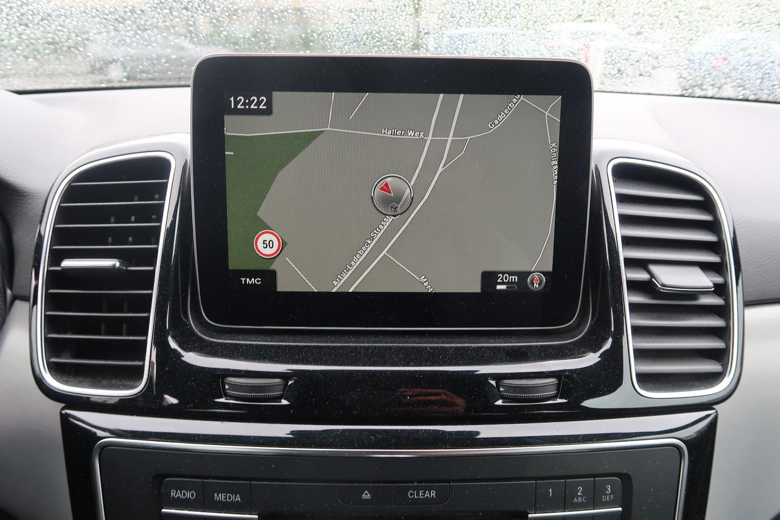Mercedes-Benz GLE 350d 4Matic *2.HAND *LED *AHK *TEILLEDER