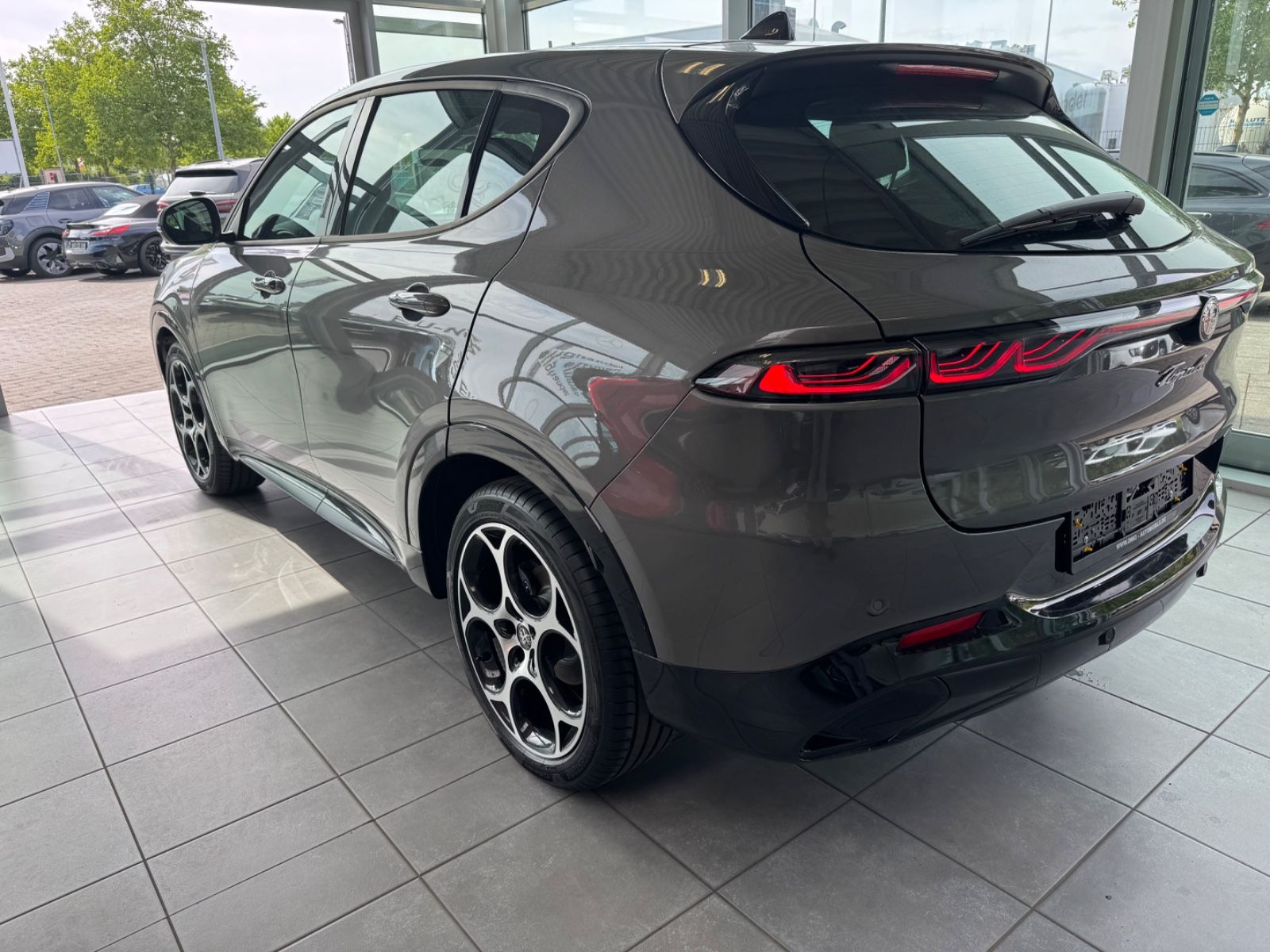 Fahrzeugabbildung Alfa Romeo Tonale Sprint/sofort verfügbar