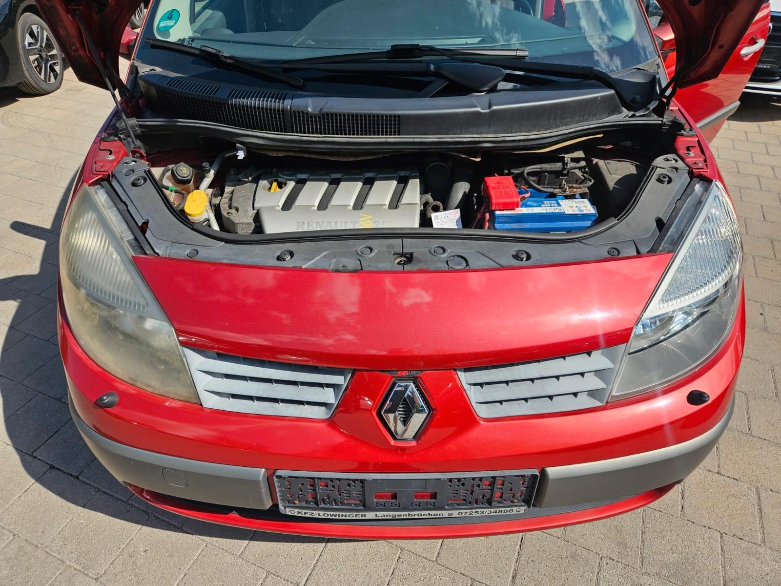 Renault Scenic 2006 — photo 18