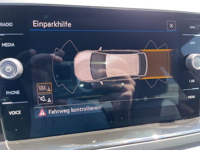 Taigo R-Line 1,0 l TSI OPF 85 kW (116 PS ) 7-Gan