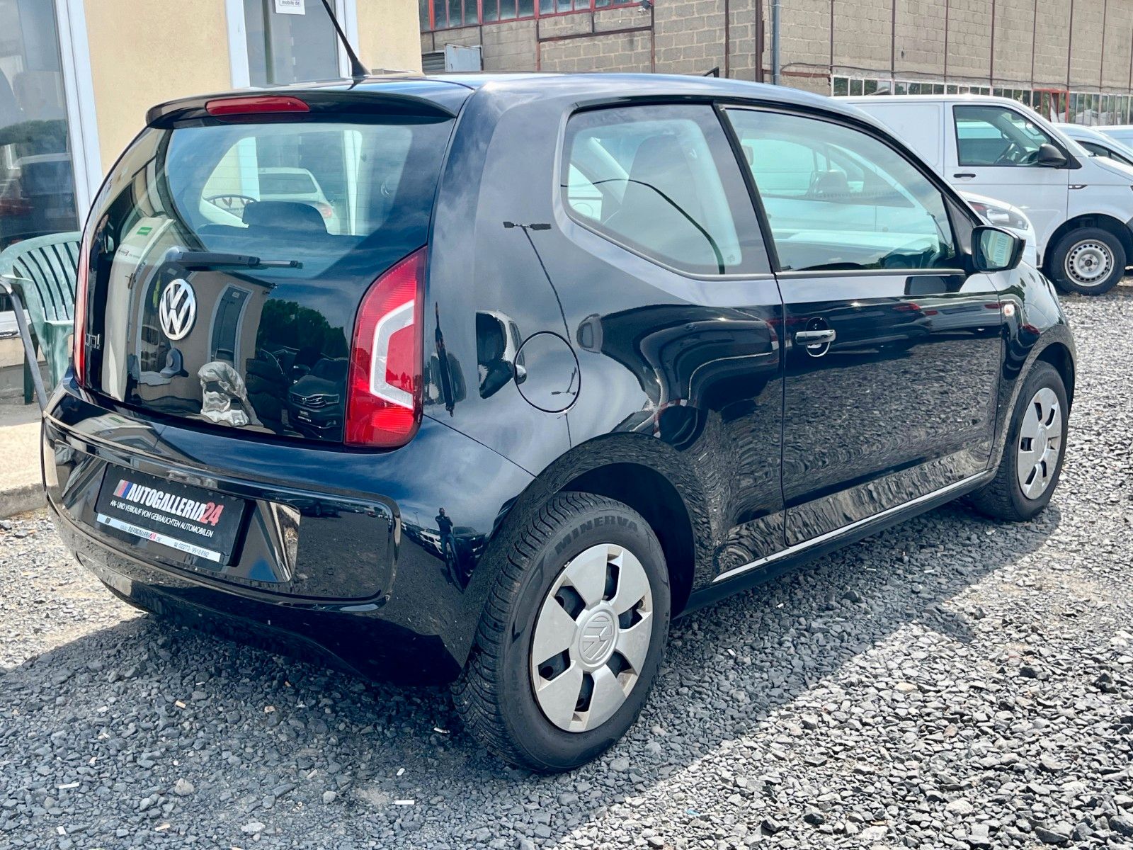 Fahrzeugabbildung Volkswagen up! 1.0 move Aut. Klima Sitzhzg SCHECKHEFT 2.HD