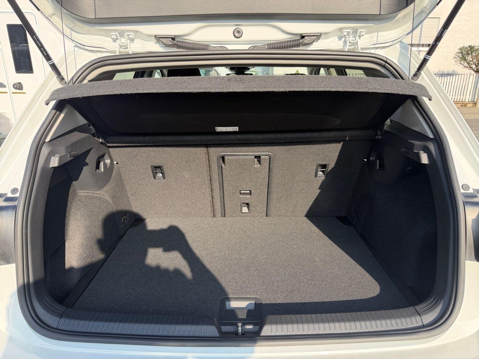 Volkswagen Golf VII 1.5 TSI Active Navi IQ.Light DAB+ SideA, миниатюра 6
