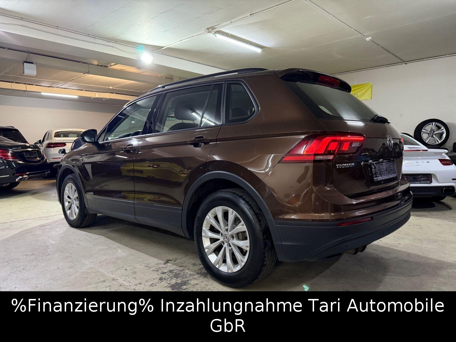 Volkswagen Tiguan 1.4 TSI Trendline BMT Navi,LED,PDC,1.Hand