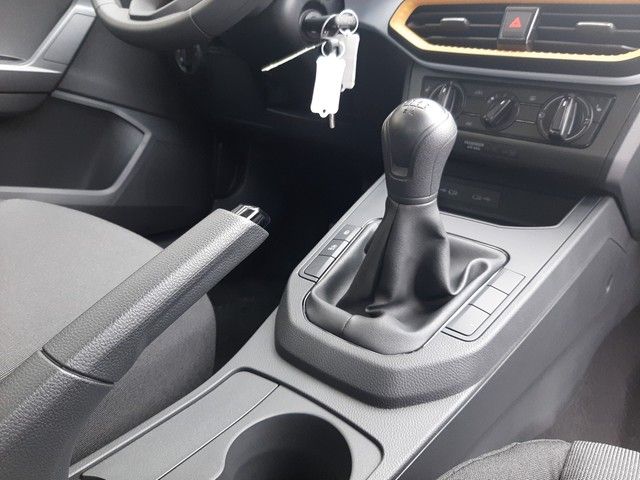 Fahrzeugabbildung Seat Ibiza Hola 1.0MPI LED PDC SitzHz 15"Alu MFL