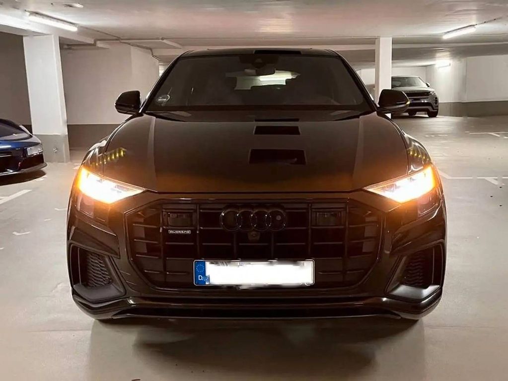 Image of Audi Q8