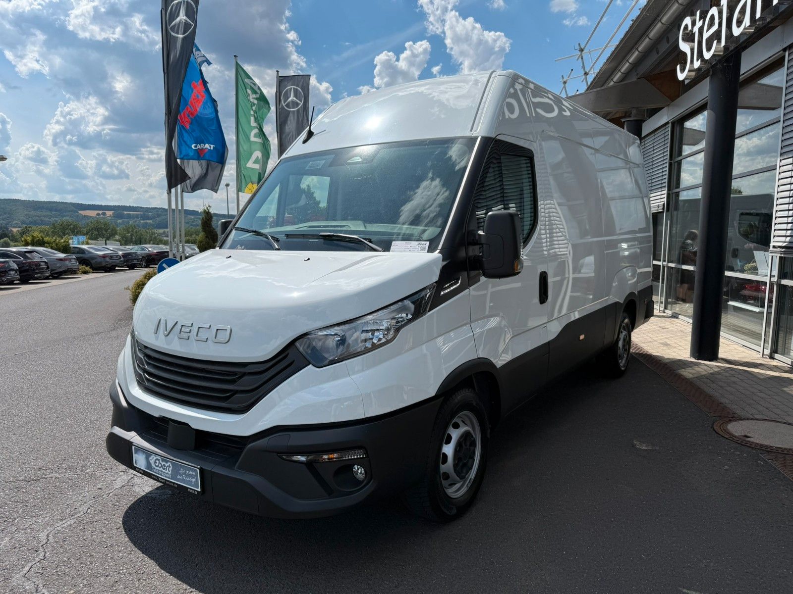 Fahrzeugabbildung Iveco Daily 35S16A8 V Kastenwagen *R 3520 mm*