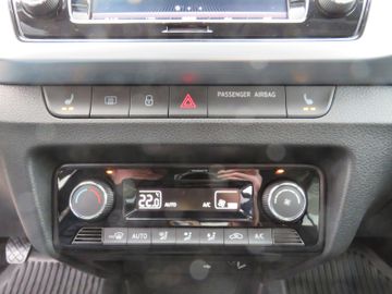 Fahrzeugabbildung SKODA Fabia Combi Ambition NAVI/APP SITZH GJ CLIMATRO.