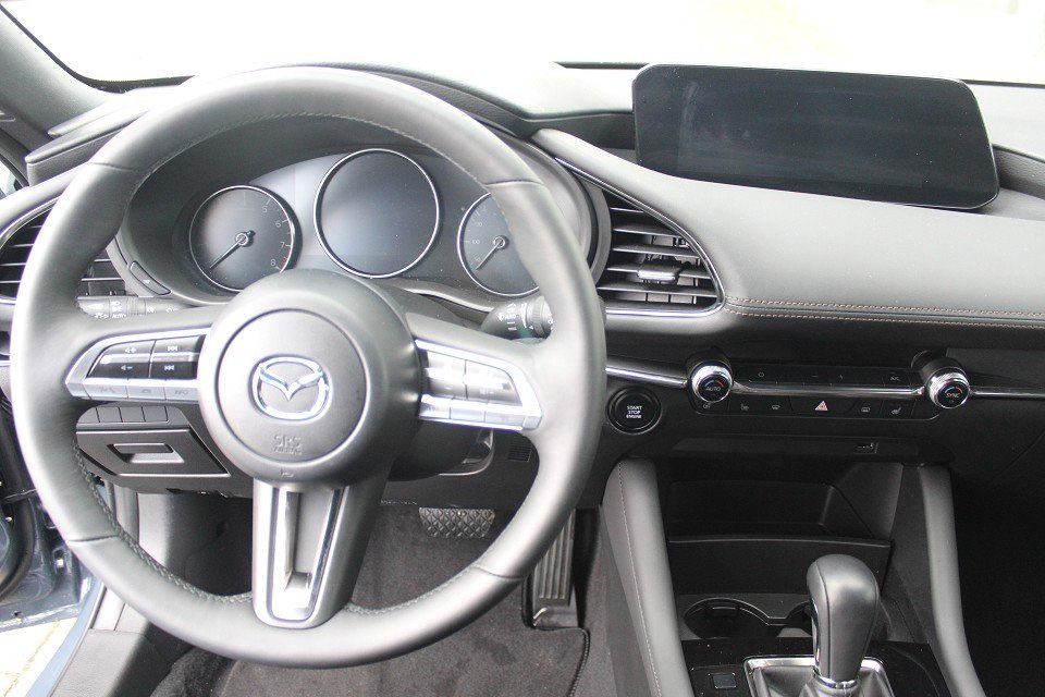 Fahrzeugabbildung Mazda 3 M-Hybrid Selection G-122 ACT-P NAVI ACAA 360°